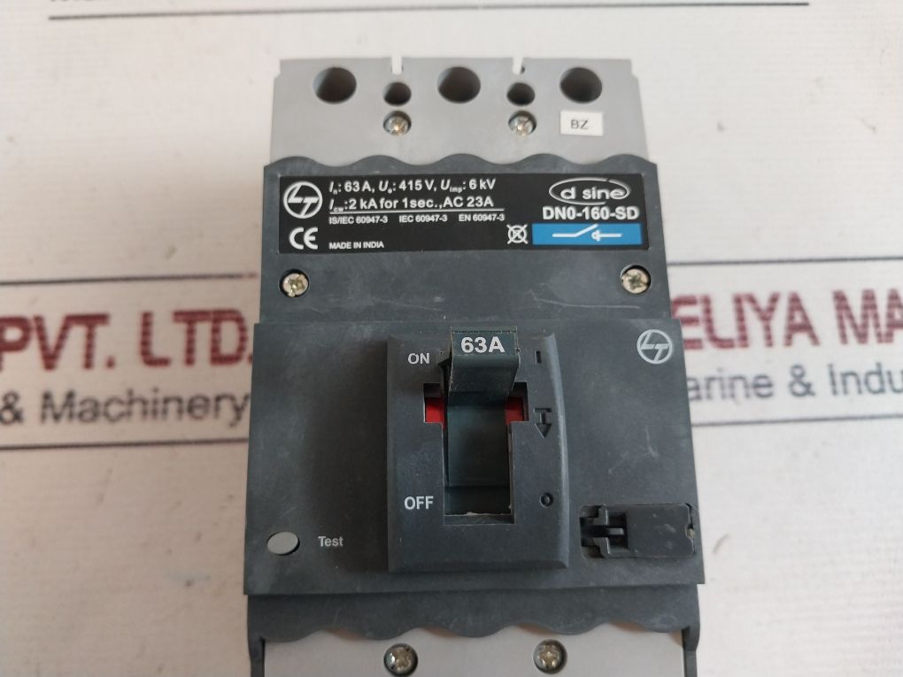 Larsen & Toubro Dn0-160Sd 3 Pole Moulded Case Circuit Breaker