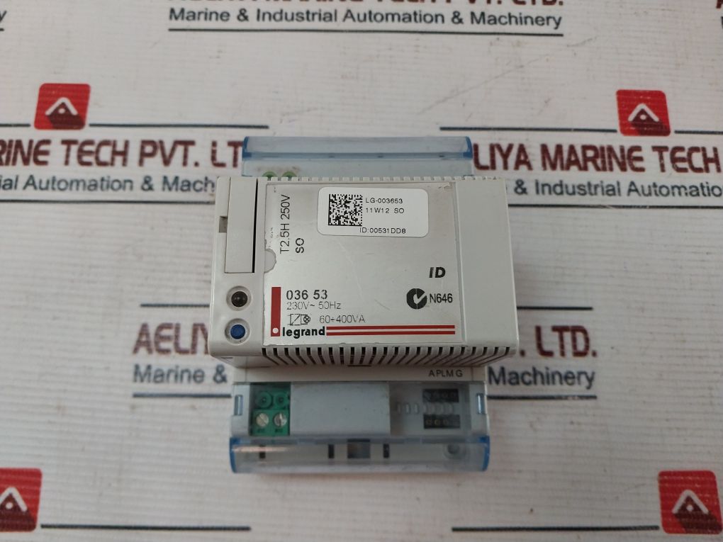 Legrand 036 53 Modular Trailing Edge Din Rail 230V~ 50Hz