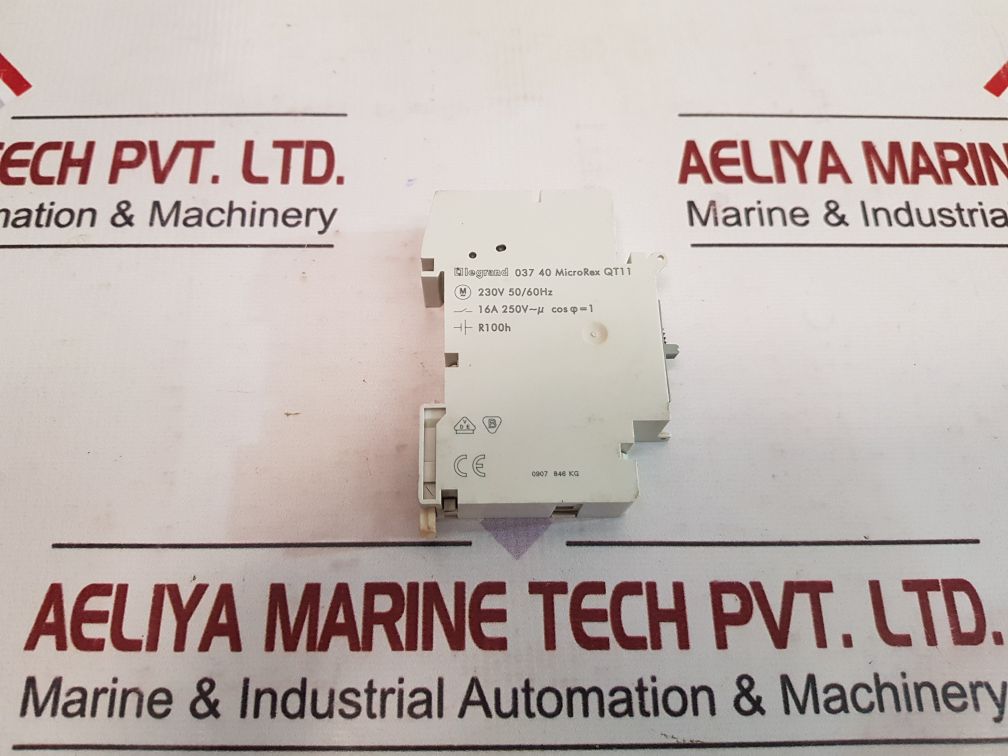 Legrand 037 40 Microrex Qt11 Analogue Timer Switch