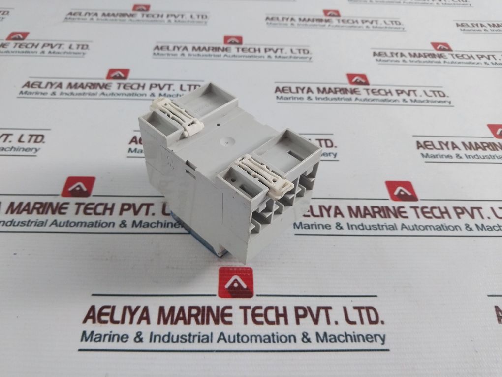 Legrand 037 53 Microrex Qt31 Timer Switch 16A 230V 50/60Hz