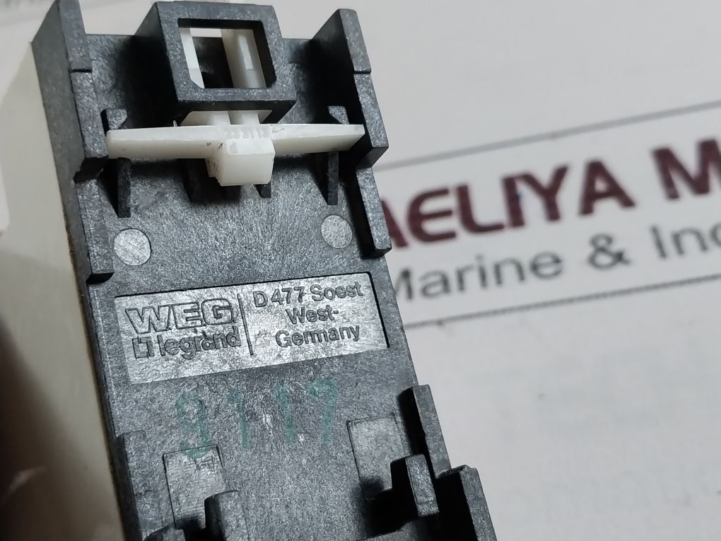 Legrand 049 85 Time Relay 220V