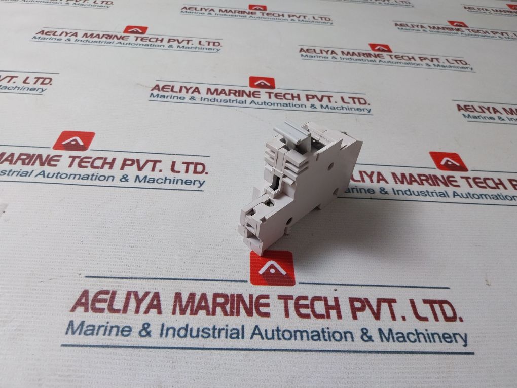 Legrand 215 01 Fuse Holder Fu10.02