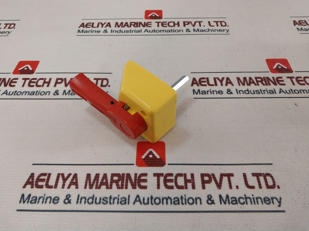 Legrand 225 25 Proximity Isolating Switch