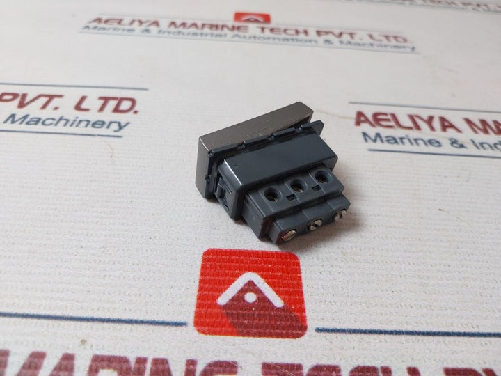 Legrand 5725 01 Push Button-two Way