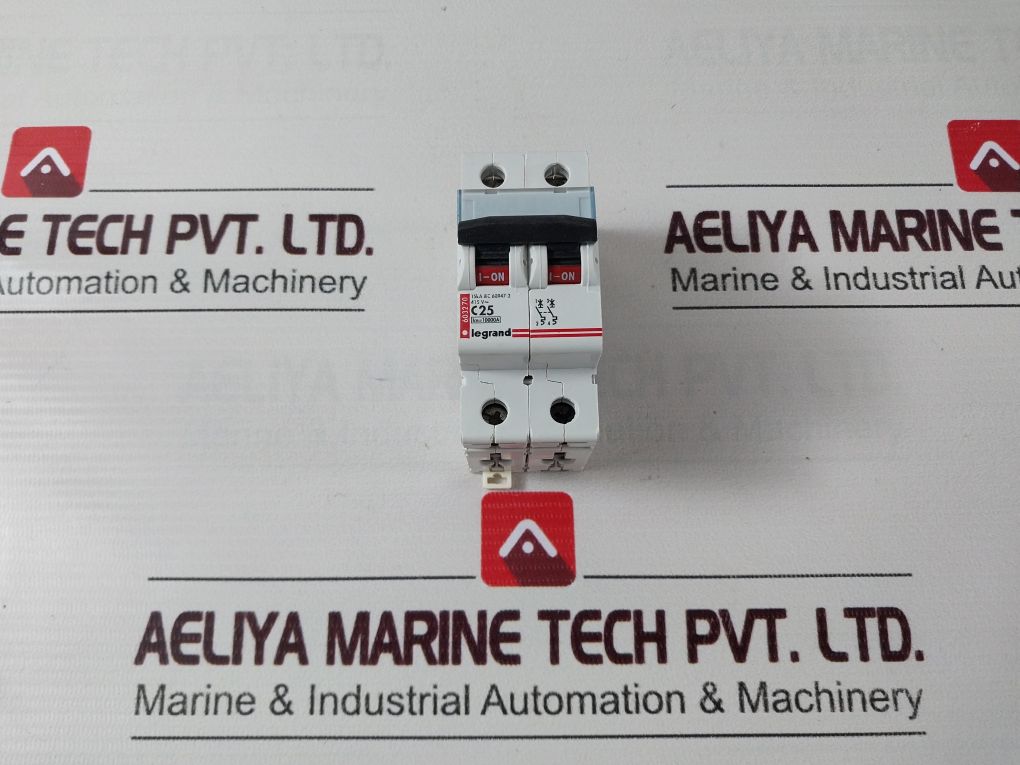 Legrand C25 032 70 Miniature Circuit Breaker 415V Ac 2-pole
