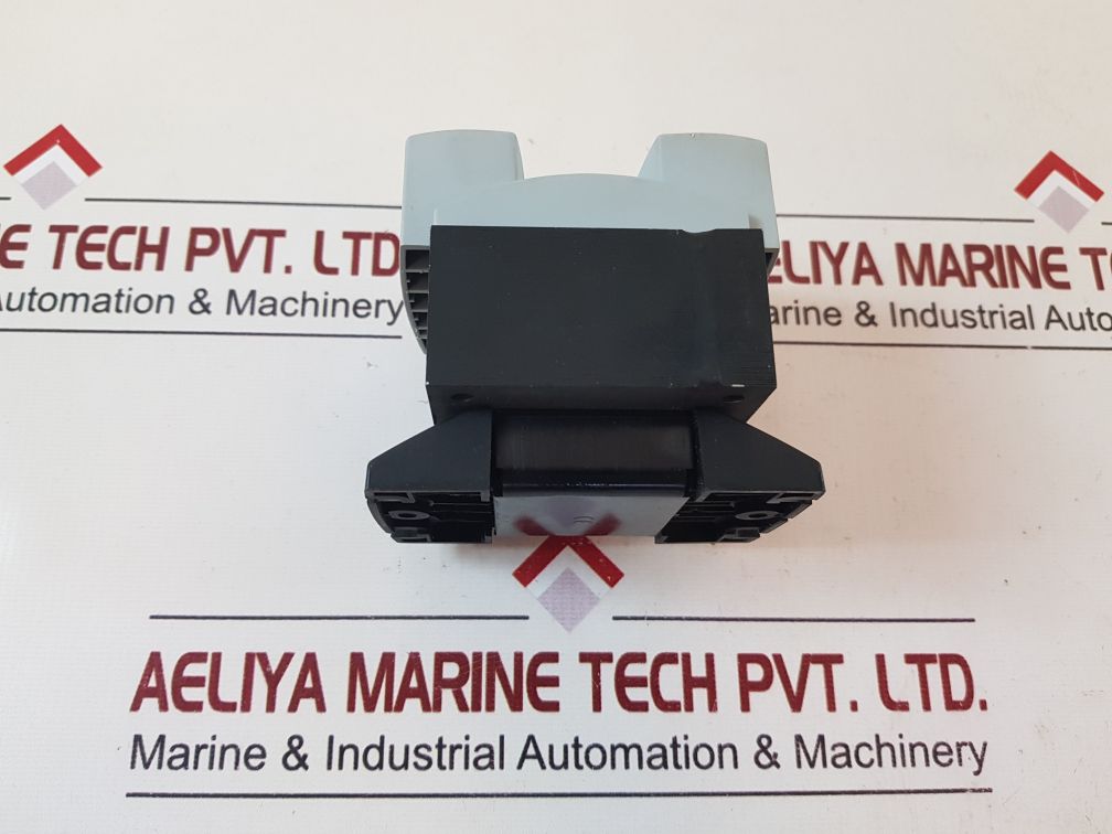 Legrand 642303 100Va Transformer Pri 230/240V