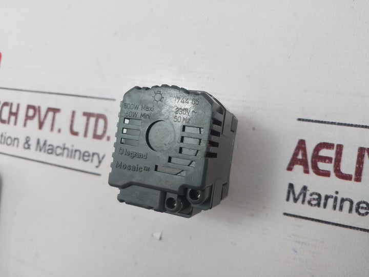 Legrand 744 05 Dimmer Switch