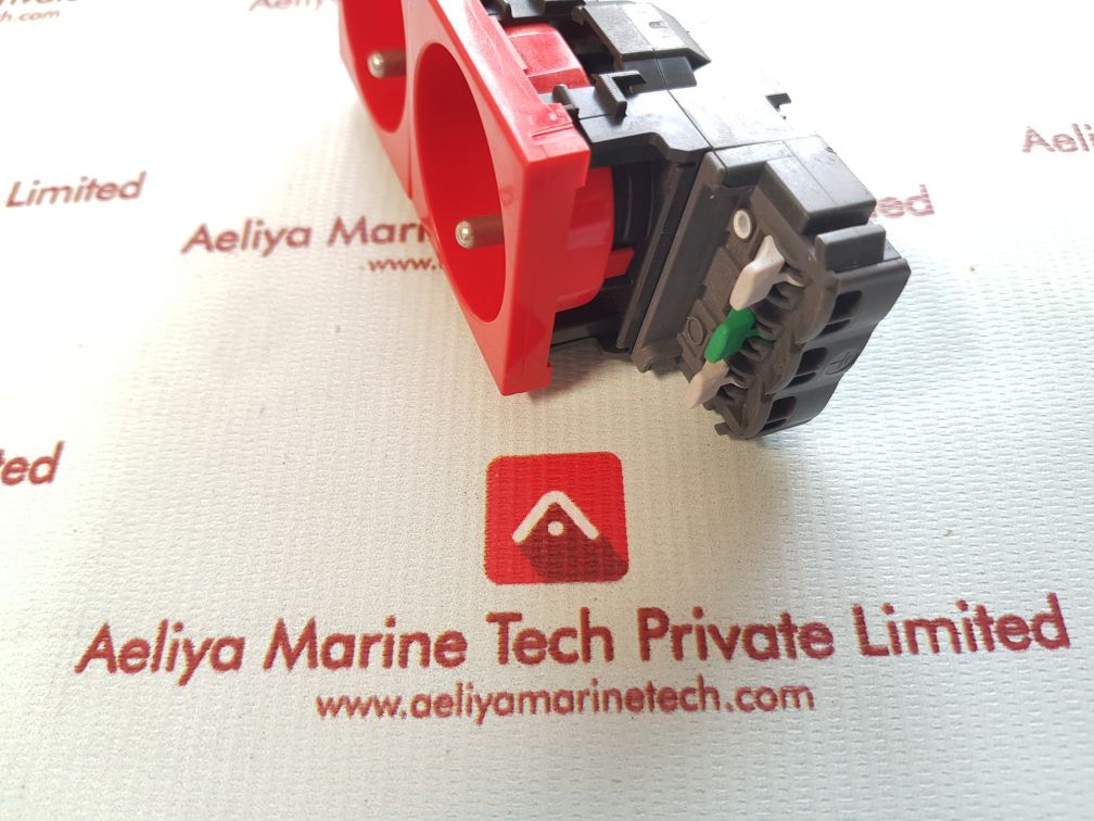 Legrand 77322 Socket