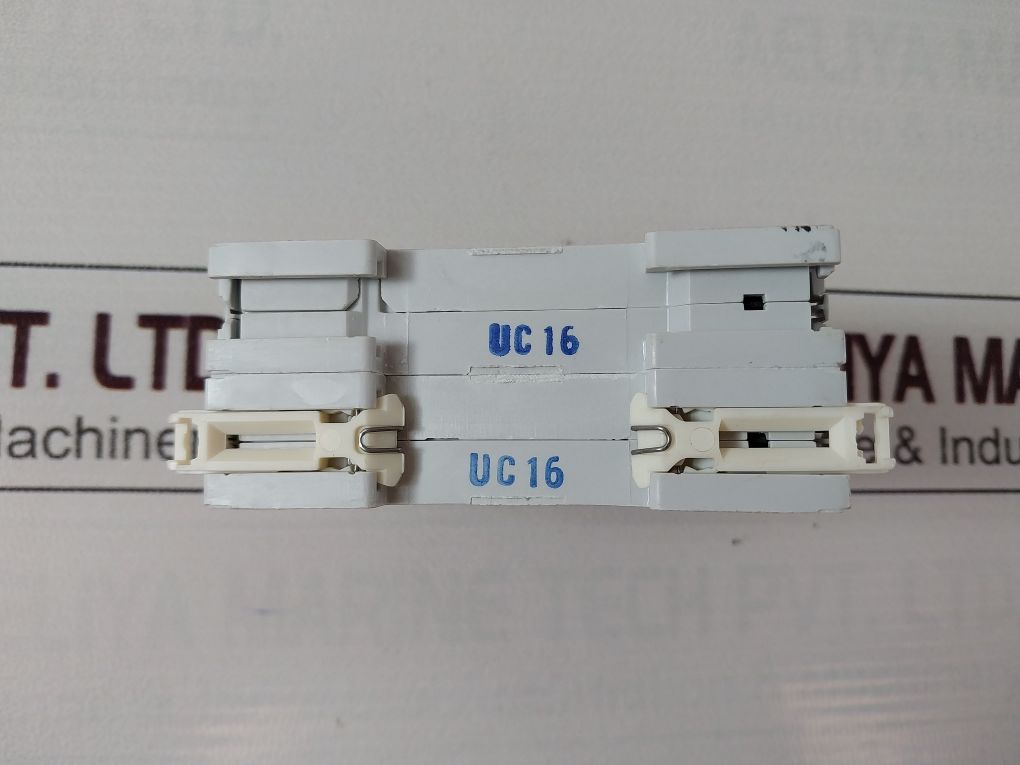 Legrand C16 Miniature Circuit Breaker 415V Ac 50/60Hz
