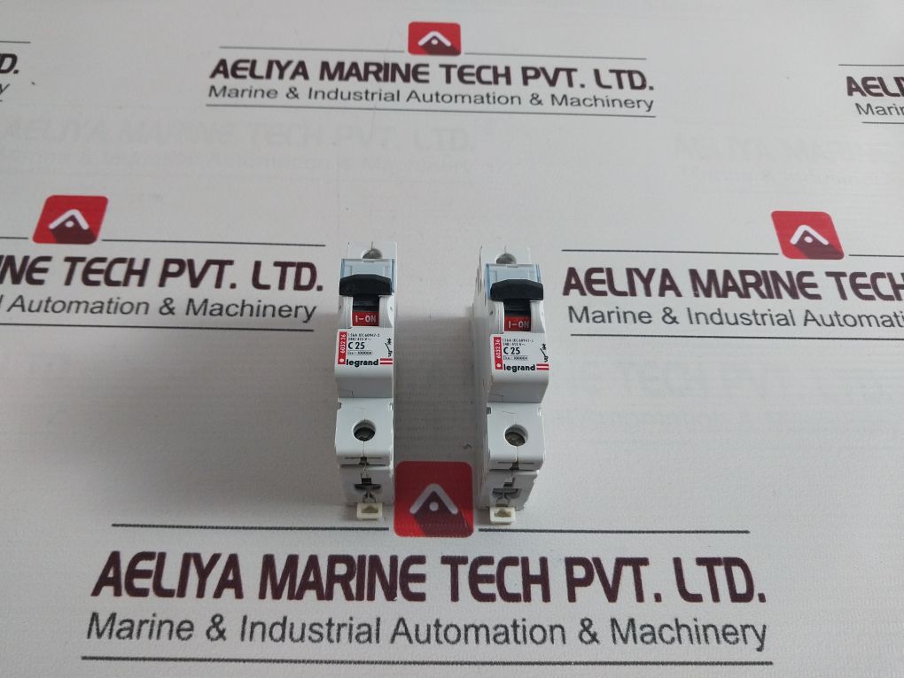 Legrand C25 6032 36 Miniature Circuit Breaker Is/Iec 60898-1 240/415