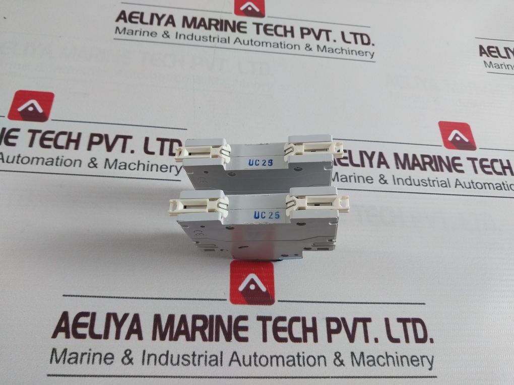 Legrand C25 6032 36 Miniature Circuit Breaker Is/Iec 60898-1 240/415