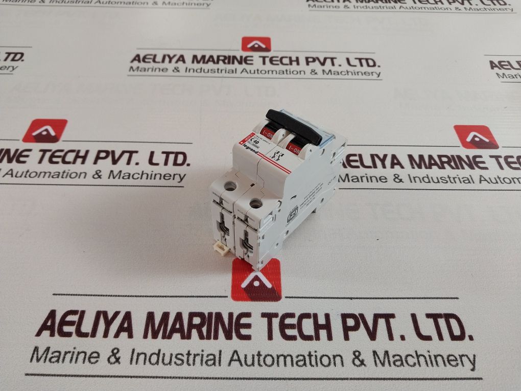 Legrand C40 6032 72 Miniature Circuit Breaker 415V Ac 40A 2-pole