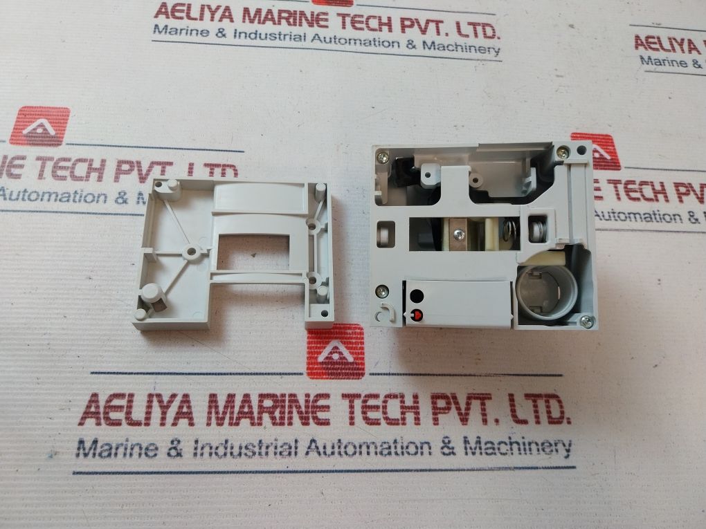 Legrand Dpx3 160 Mccb Rotary Handle Direct