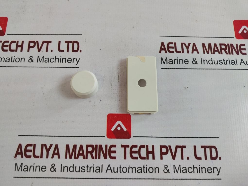 Legrand Electric Au0100-whdm-v1 In-wall Speaker Volume Control With Box