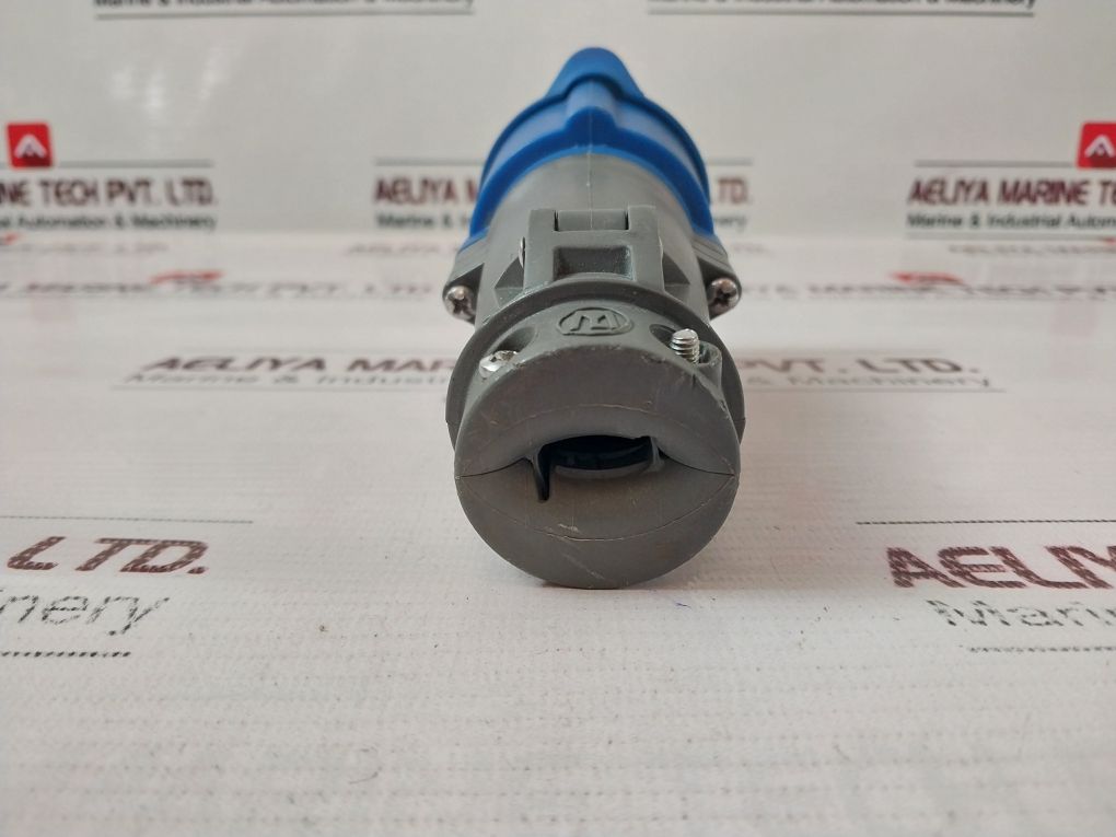 Legrand Hypra 3P+ Ip44