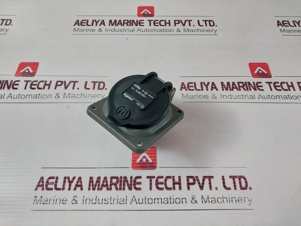 Legrand Hypra 523 20 Panel Mounting Socket Ip44 16A 500V