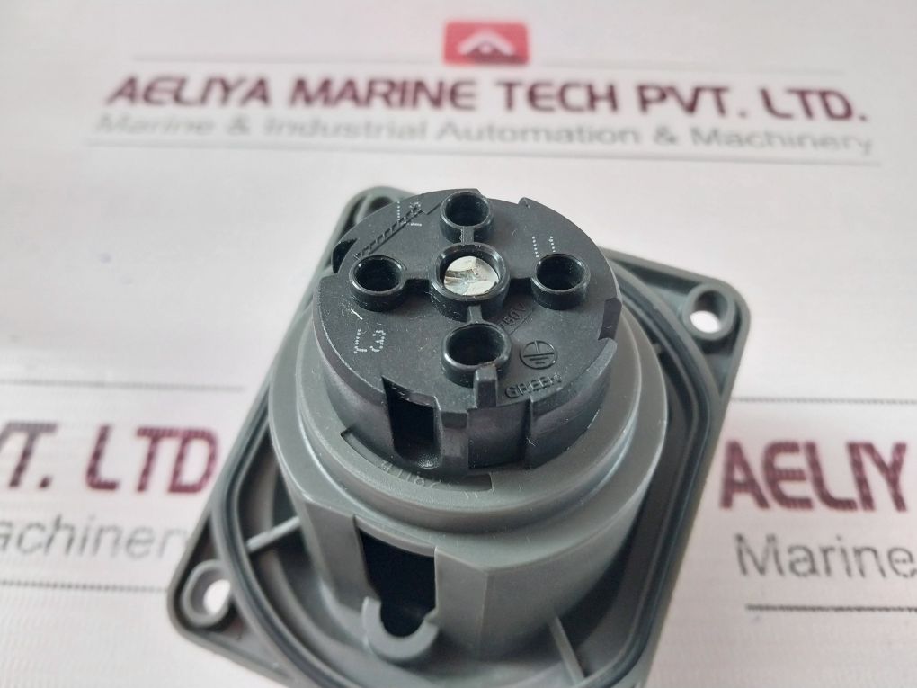 Legrand Hypra 523 20 Panel Mounting Socket Ip44 16A 500V