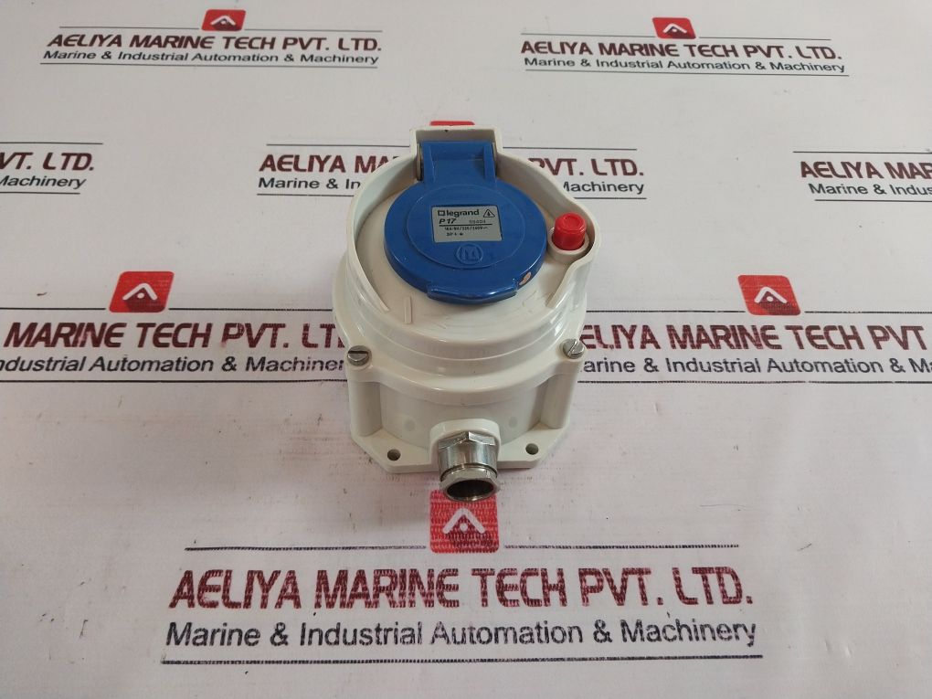 Legrand P17 Surface Mounting Socket 16A-9H/220/240V