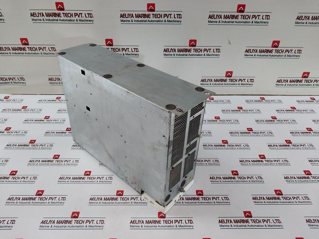 Lenze 33.9224 E.5B.50 Servo Controller Converter 00384880