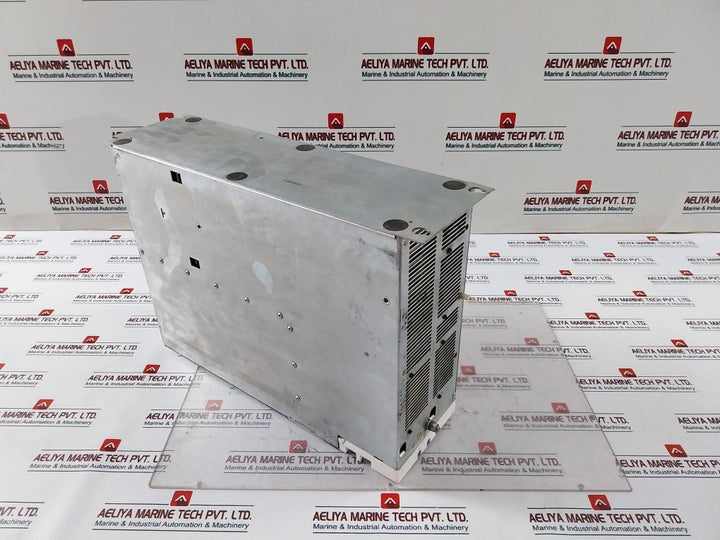 Lenze 33.9224 E Servo Drive 00384880