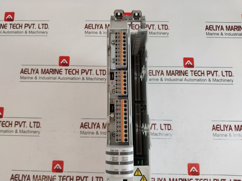 Lenze L-force E94Aclm0044 Multi Drive Highline E94Aclm0044-000P1A