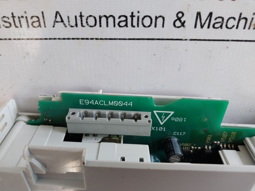 Lenze L-force E94Aclm0044 Multi Drive Highline E94Aclm0044-000P1A