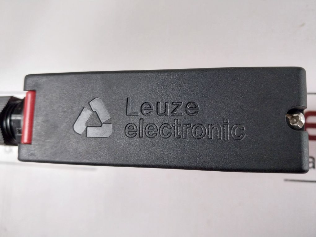 Leuze Lss 96M-175W-26 Photoelectric Sensor Transmitter