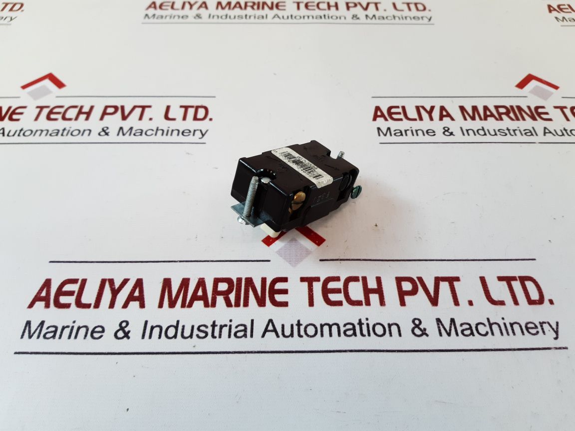 Leviton 057-5522 On/Off Switch/Toggle Switch 20A-120V-277Vac
