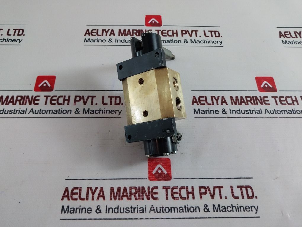 Lexair Brl3D F/Rack Direct Control Valve 2000 Psi