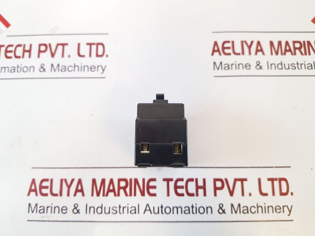 Lg Bs 32A Circuit Breaker 15A