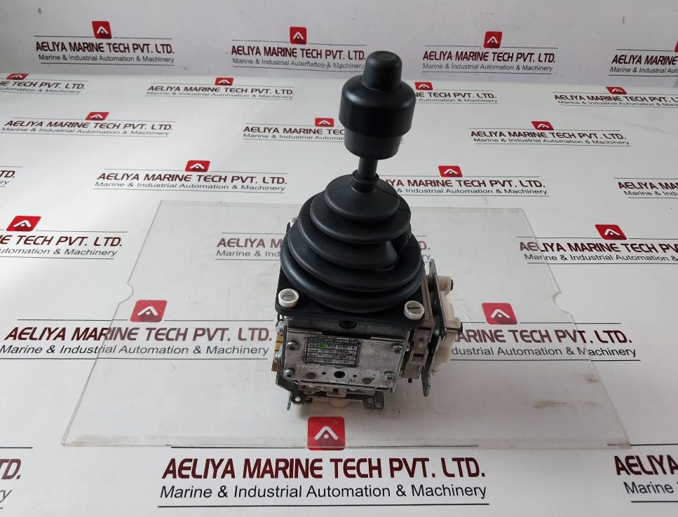 Liebherr-werk A-6710 Joystick 606205814