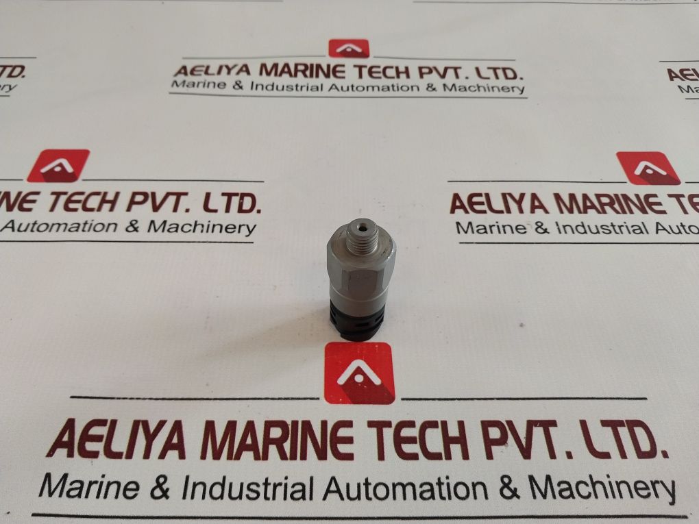 Liebherr 10352119 Pressure Switch