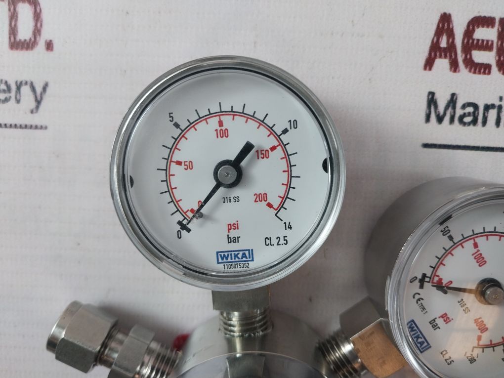 Linde Wika Hiq 322-s 262-1 Pressure Regulator