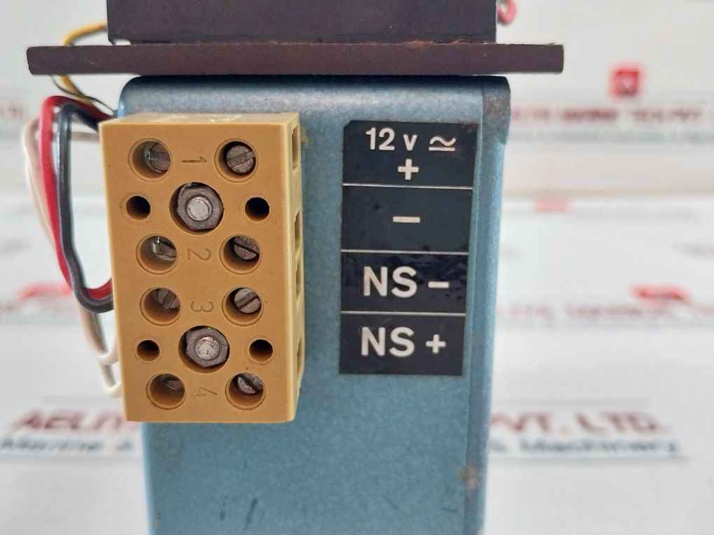 Linden-alimak Ab 297475 S 110 Volts Power Transformer