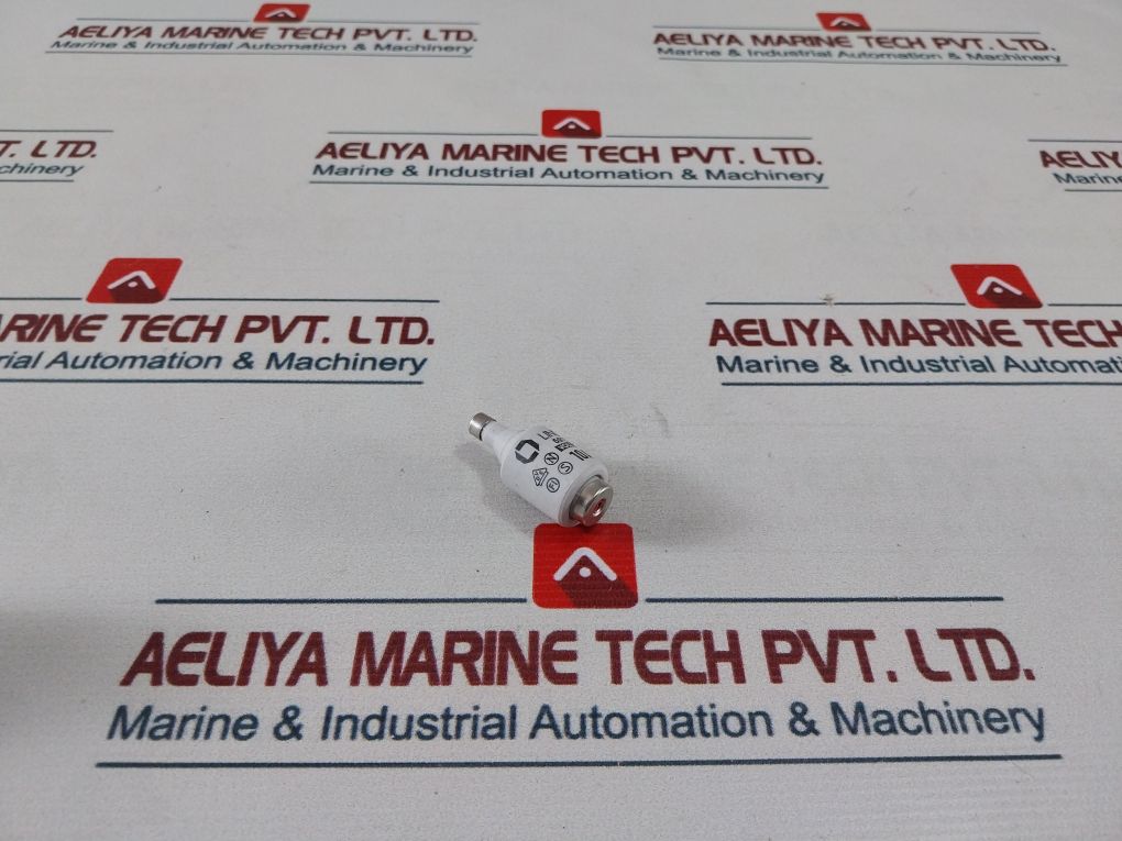 Lot Of 5X Lindner 597.0107 Fuse Cartridge 10A 500V