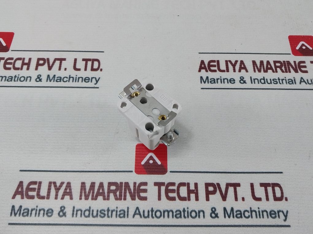 Lot Of 6X Lindner 685.11 D-fuse Base Dii 25A