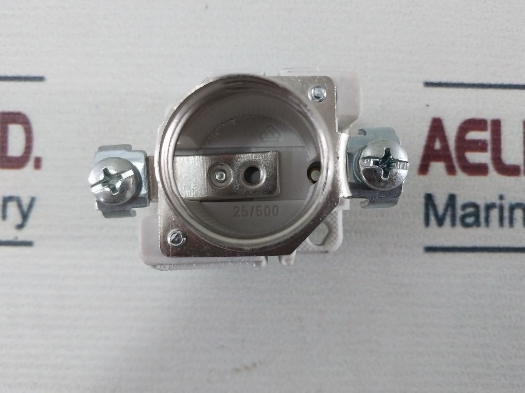 Lot Of 6X Lindner 685.11 D-fuse Base Dii 25A