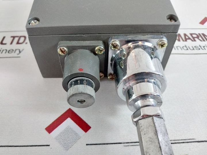 Liuhong Wtzk-50-c Pressure Temperature Controller 80-100°C