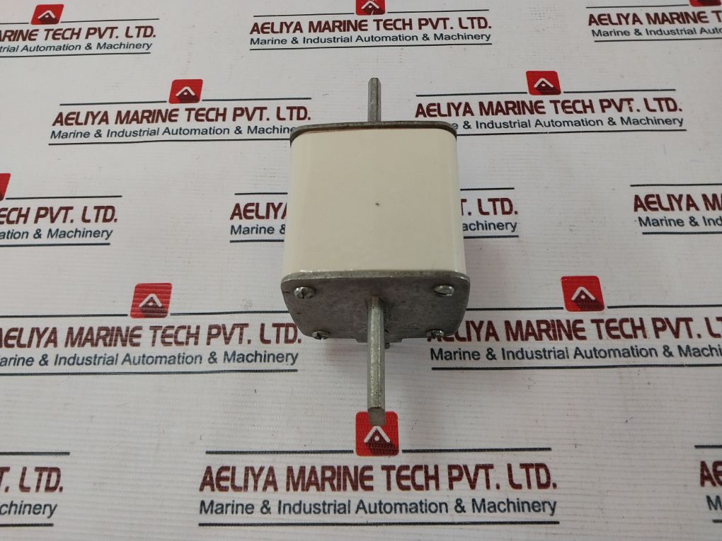 Lk-nes 171 A 7535 Fuse 630A 500V