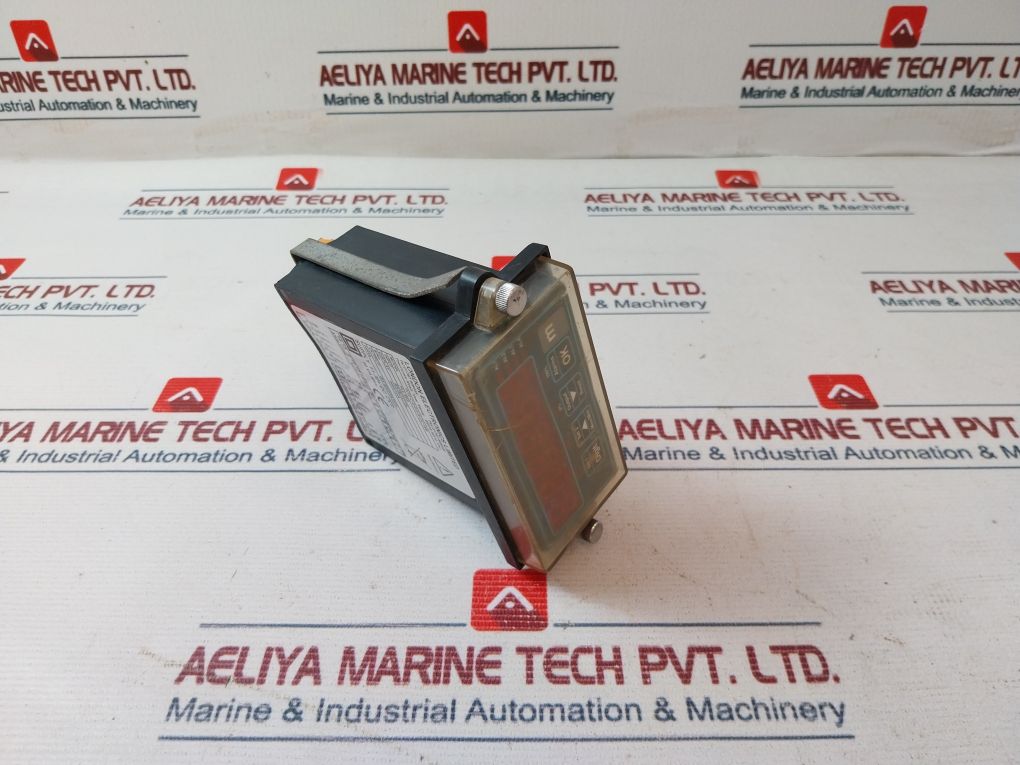 London Electronics Int2-c-0-0-0-r-dc-wb Digital Panel Meter 10Va