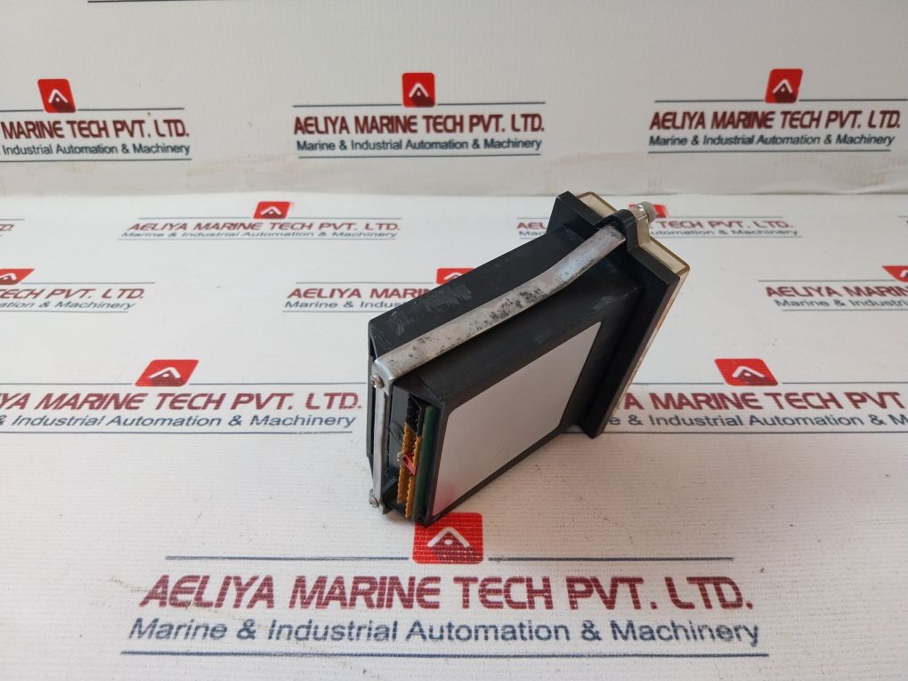 London Electronics Int2-c-0-0-0-r-dc-wb Indicator/Controller