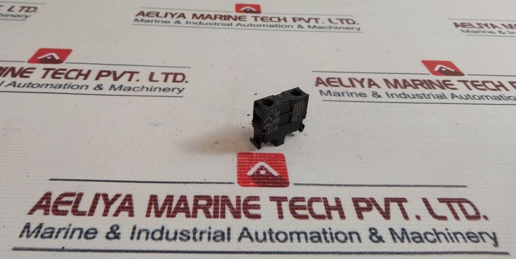 Lot Of 10X Eaton M22-led-r Light Unit