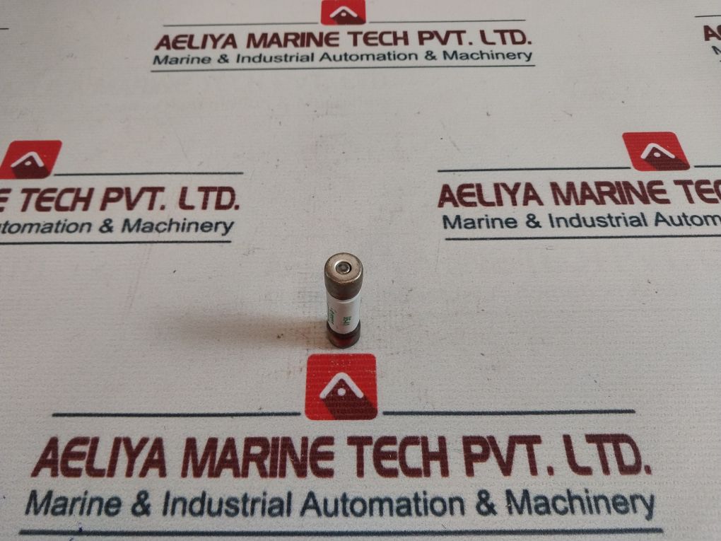 Lot Of 10X Ferraz C63211 Fuse 500V~