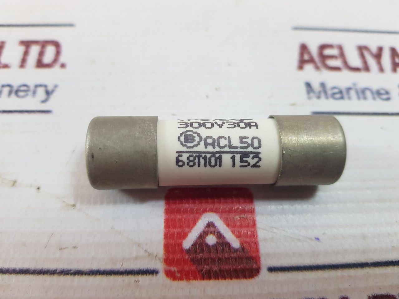 Fuji Electric Fcf2-30 Fuse Link 300V 30A