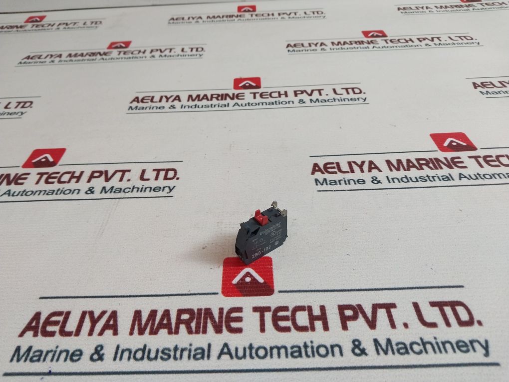Lot Of 10X Schneider Electric Zbe-102 Contact Block 240V