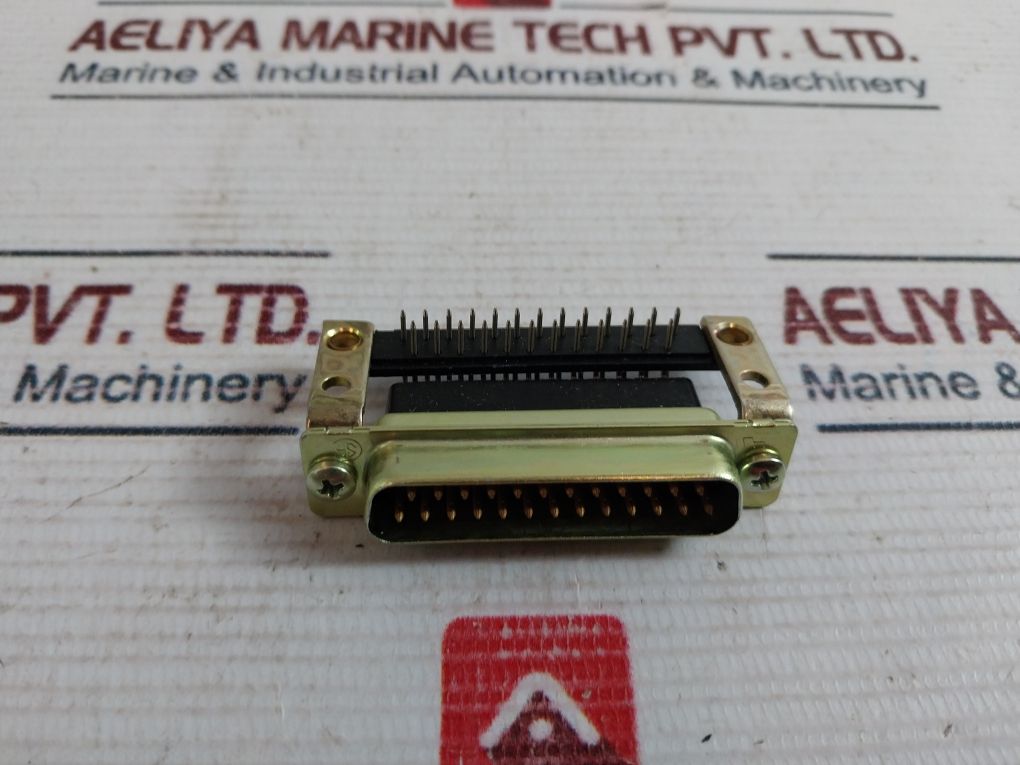 Lot Of 10X Te Connectivity 5205857-1 D-sub Plug Connector