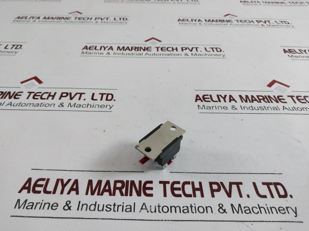 Lot Of 11X Ebg Vhp/6 3X8Kgg Power Resistor 65606Lf