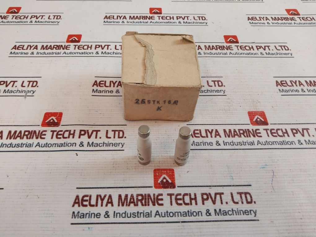 Lot Of 12X Karl Jung Fuse 16A 500V
