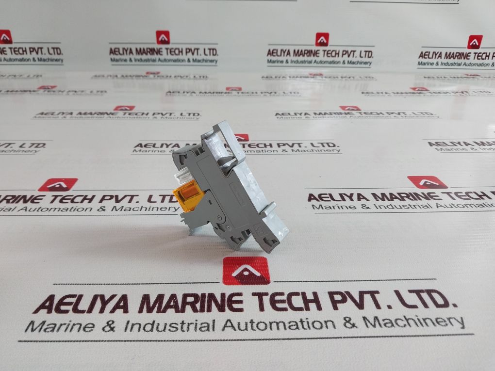 Lot Of 15X Wago 788-101 Socket With 40.51 Relay