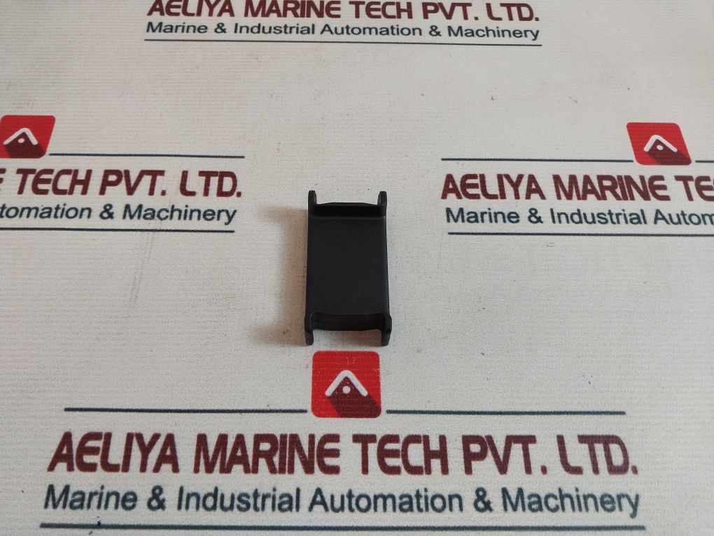 Lot Of 16X Igus 401 Locking Vertical Separator